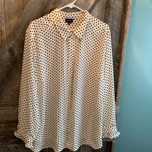 Who what where - polka dot blouse ⚫️⚪️⚫️⚪️